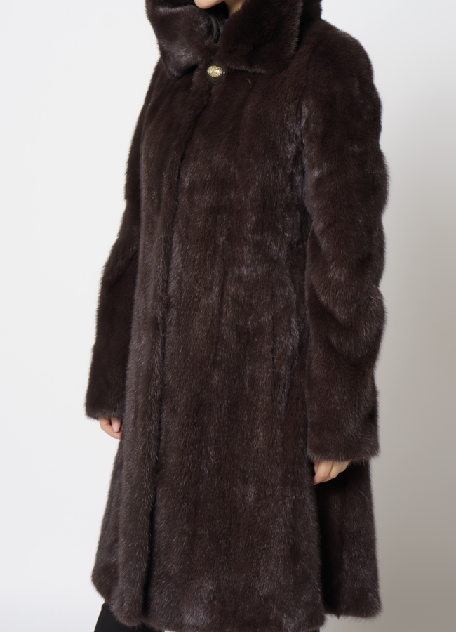 Норковая шуба с капюшоном в цвете капучино модель № 21115 универмаг малина