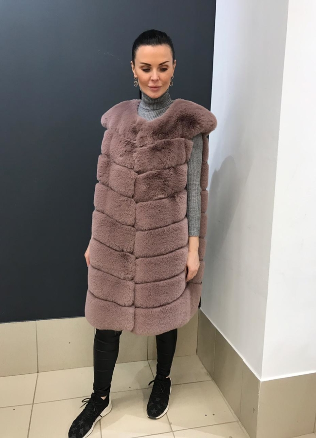 Жилет из экомеха модель № 901 меха малина