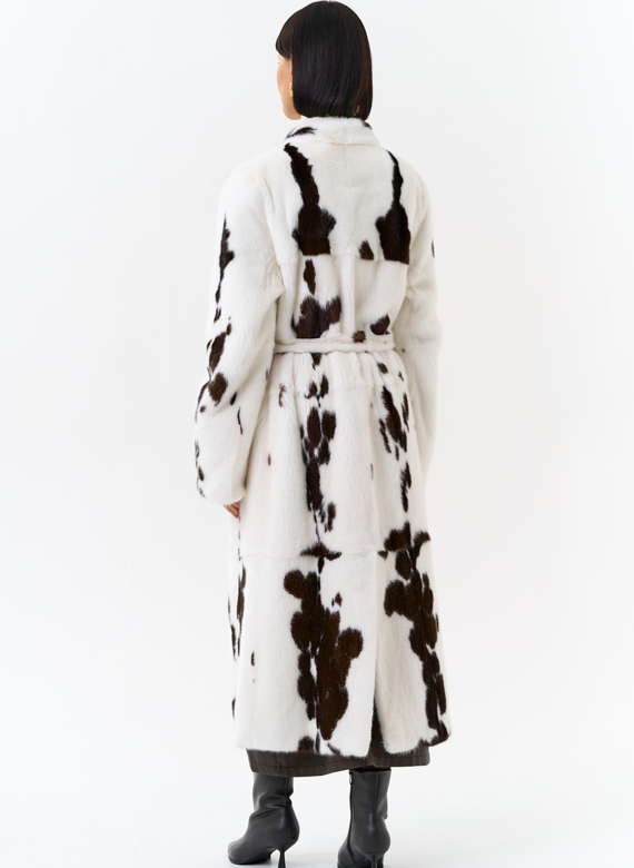 Шуба из меха норки в расцветке 