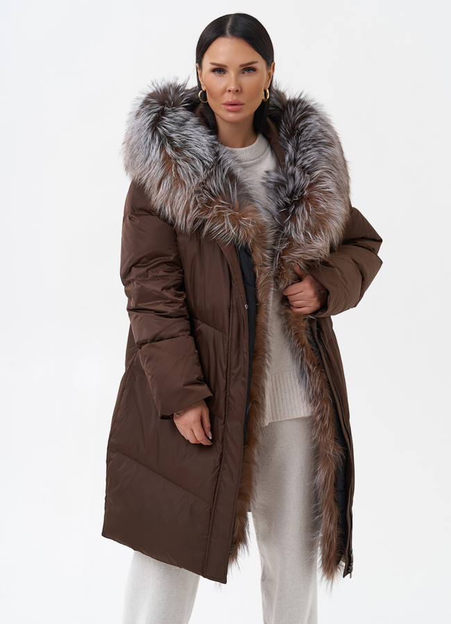 Пуховик с отделкой из меха блюфрост модель № 29357 меха малина