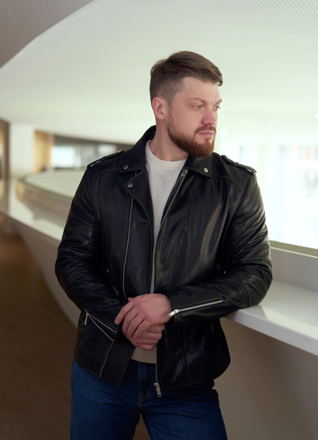 Мужская косуха из натуральной кожи модель № W826 универмаг малина