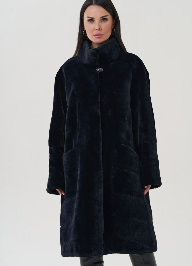 Шуба из меха кролика черного цвета модель № 25331 в рассрочку