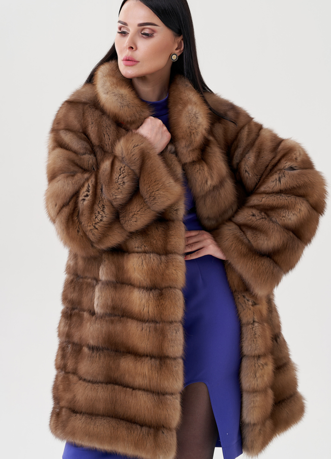 Шуба из куницы с воротником стойка модель № 24501 универмаг малина