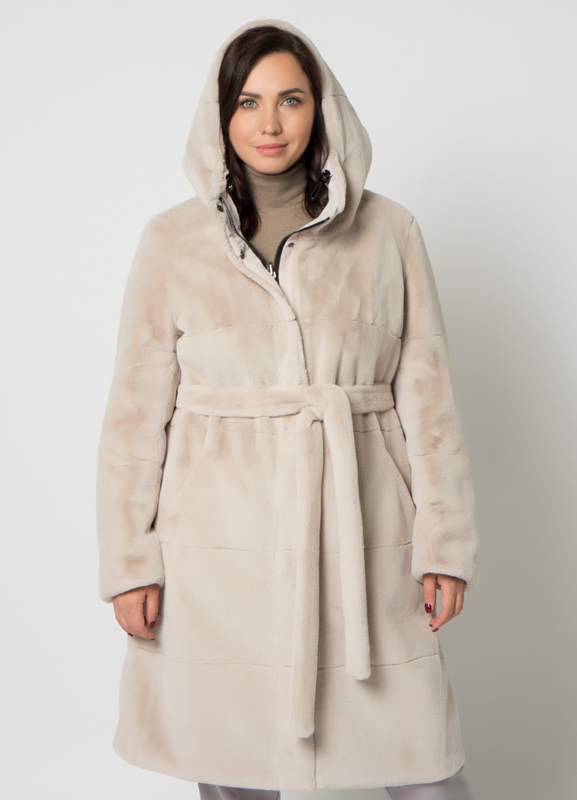 Двухстороннее полупальто из эко меха с капюшоном модель № 19010 универмаг малина