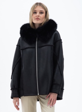 Женская дубленка из эко кожи с капюшоном