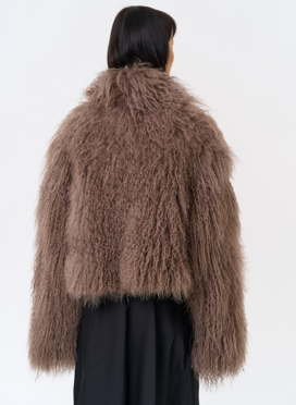 Короткая шуба из ламы