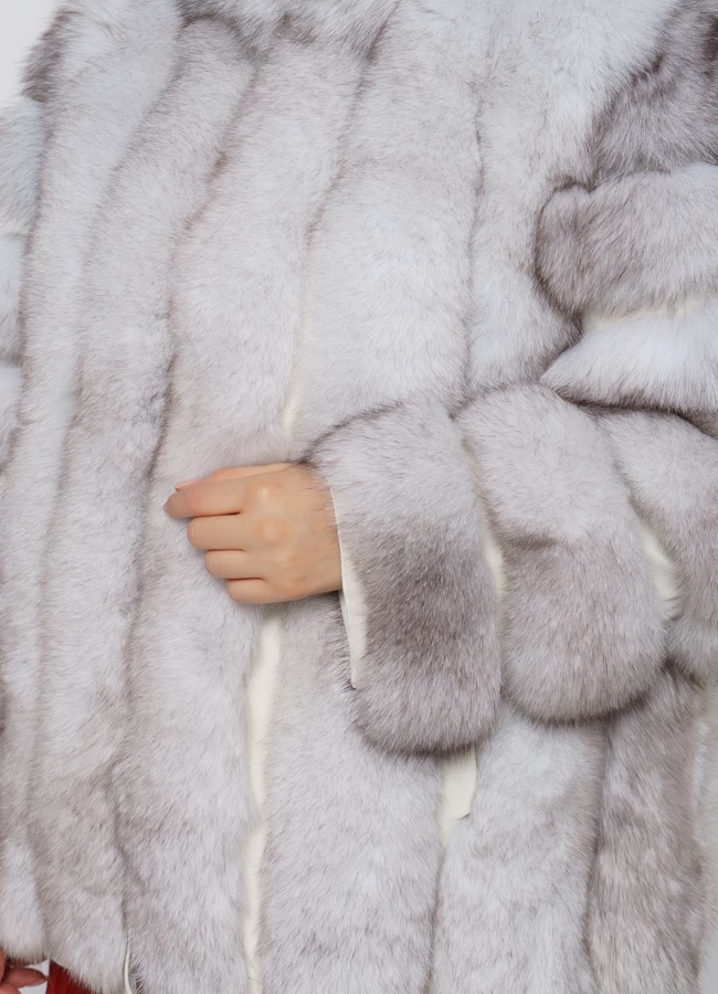 Жакет из песца белого цвета модель № 21727 универмаг малина