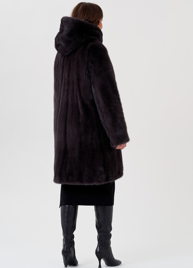 фото Классическая шуба из норки с капюшоном модель № 23327