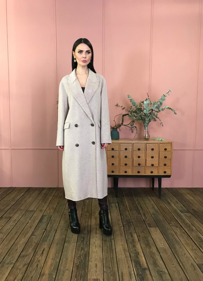 фото Пальто двубортное в клетку с английским воротником модель № 10839