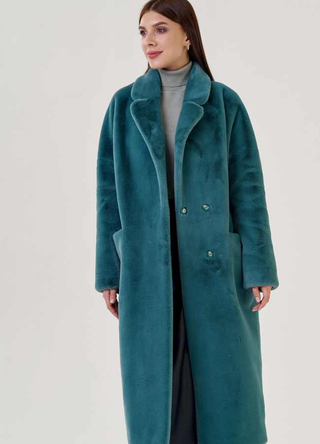 Женское пальто из искуссвенного меха с английским воротником модель № 23187 в рассрочку