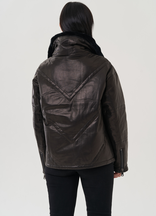 Куртка из натуральной кожи с отложным воротником модель № 25379 в кредит