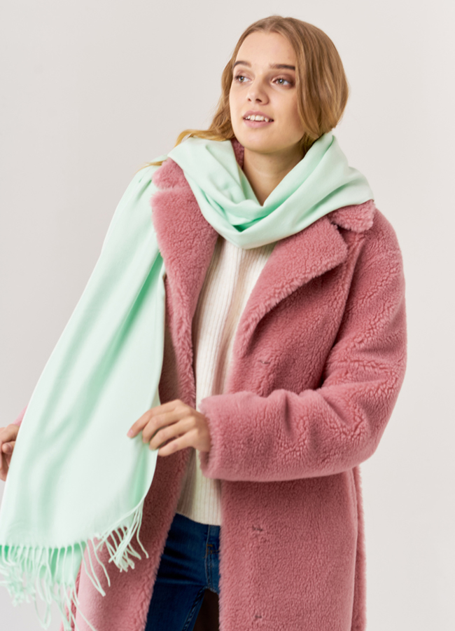 Палантин с бахромой модель № 23 меха малина