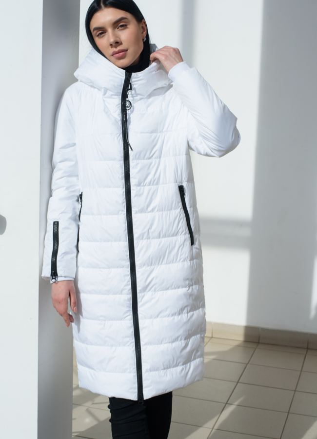 Женское полупальто с капюшоном  модель № 22522 меха малина