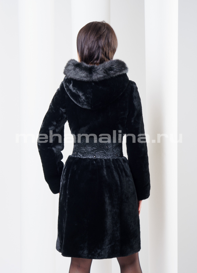 Шуба из мутона с корсетом и норковой отделкой модель № S-262 в кредит