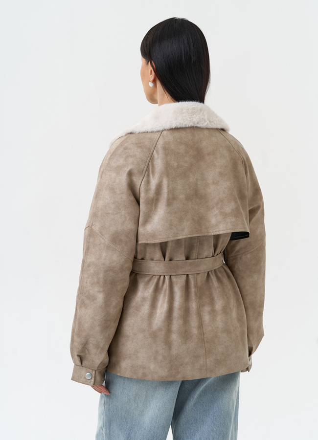 фото Женская куртка из эко кожи с отделкой из эко меха модель № 30213