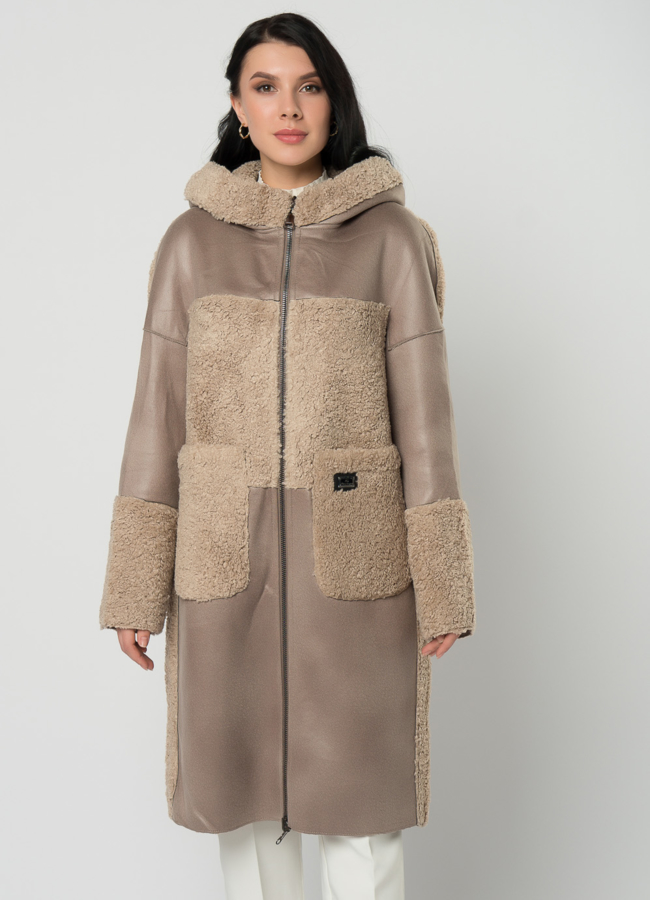 Светлое двустороннее пальто из эко замши с накладными карманами модель № 7702 универмаг малина