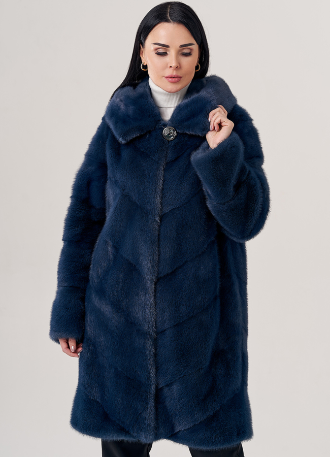 Женская шуба из норки с капюшоном  модель № 23864 универмаг малина