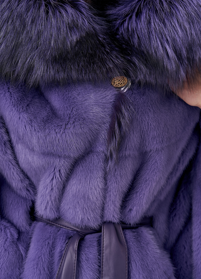 Норковая шуба с капюшоном  модель № 23852 в рассрочку