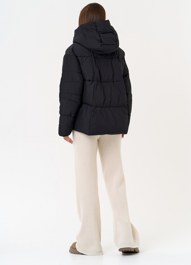 Женский пуховик черного цвета с капюшоном модель № 31586 в кредит Женский пуховик черного цвета с капюшоном модель № 31586 в кредит