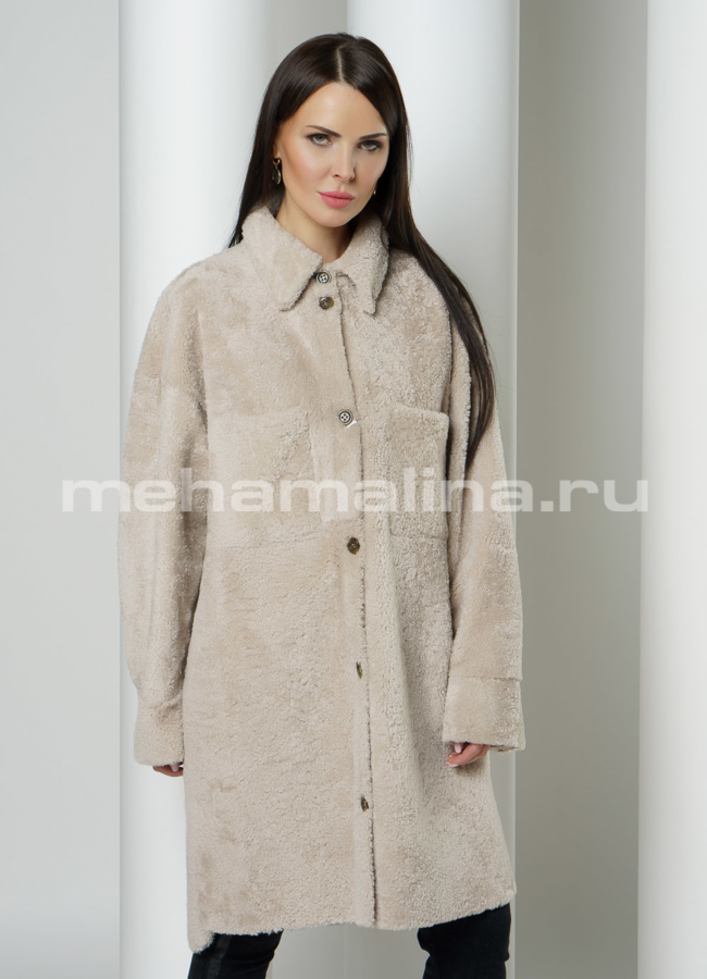 Светлая дубленка с накладными карманами, на пуговицах модель № 3407 универмаг малина