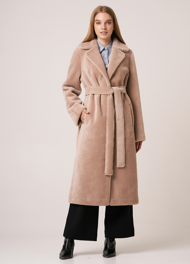 Эко шуба бежевого цвета с поясом модель № 2030 меха малина