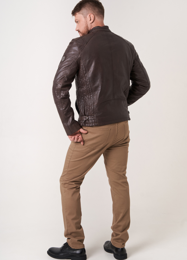 Кожаная коричневая куртка на молнии со стойкой модель № 775 в кредит