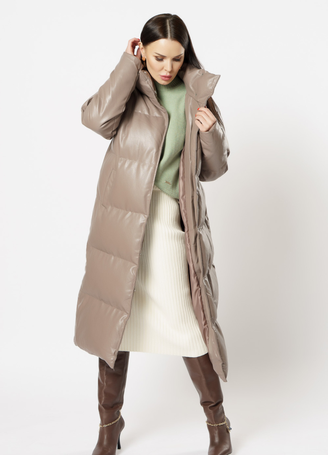 Пальто женское из экокожи бежевого цвета модель № 718-1 универмаг малина