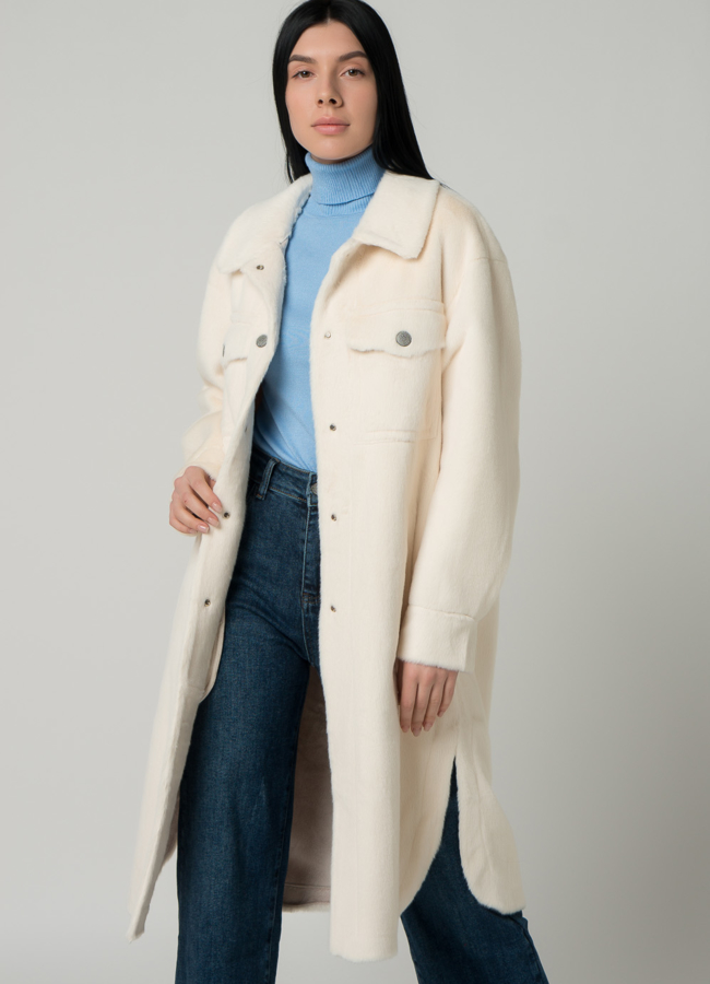 Женское пальто-рубашка белого цвета модель № 22436 универмаг малина