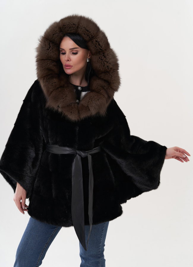Норковая шуба с капюшоном из куницы  модель № 23970 универмаг малина