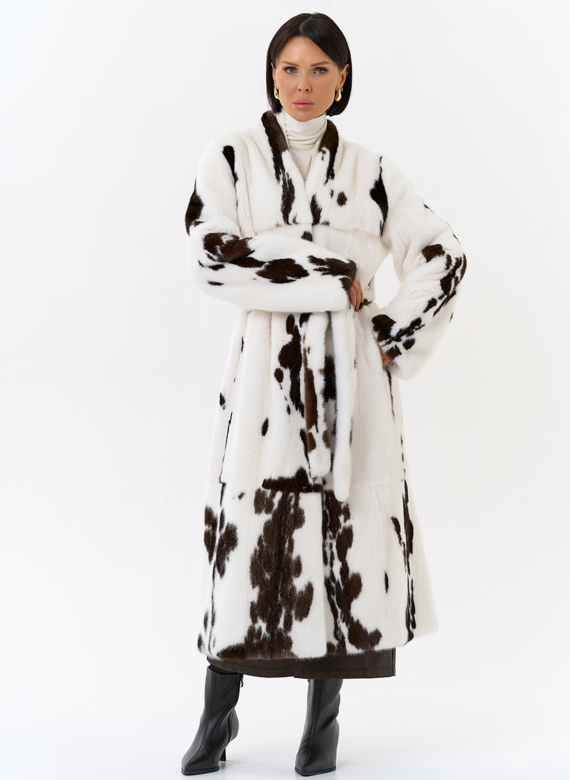 Шуба из меха норки в расцветке 