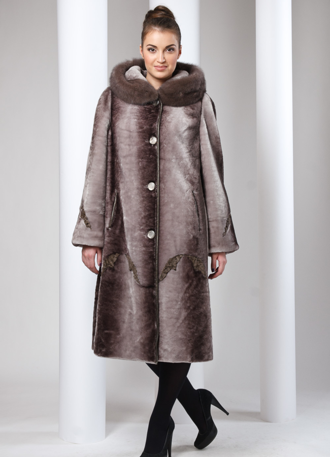 Шуба мутон с капюшоном модель № S-11 меха малина