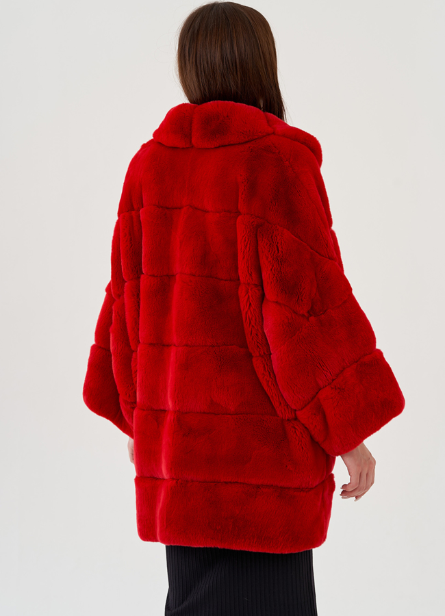 Полупальто из меха кролика в красном цвете с английским воротником модель № 81495 в кредит