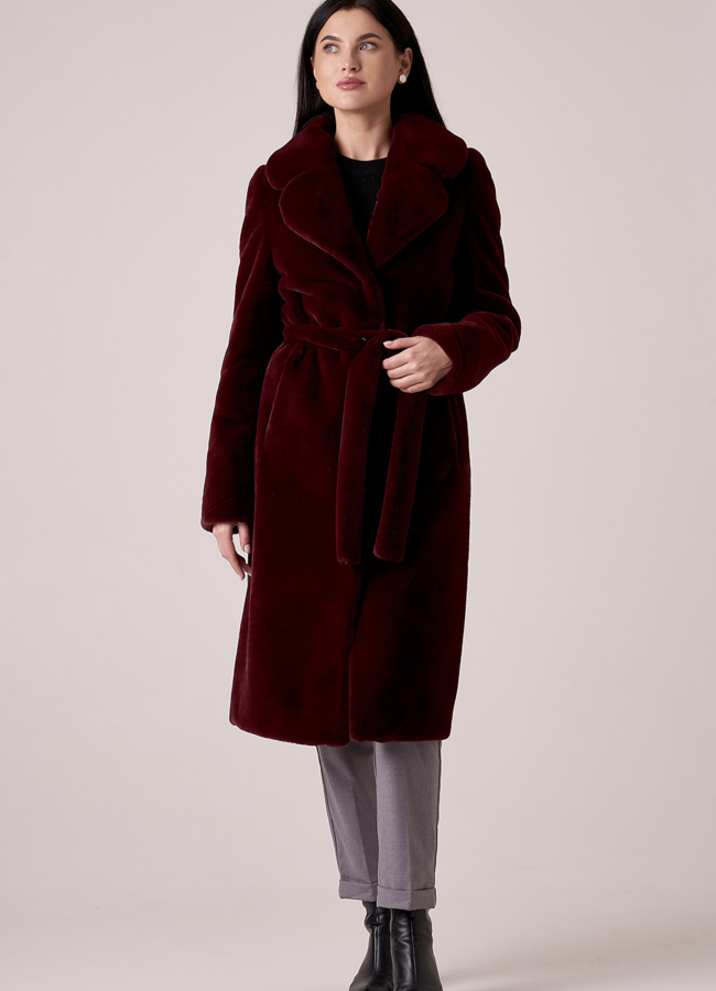 Шуба из искусственного меха в бордовом цвете модель № 1831 в рассрочку