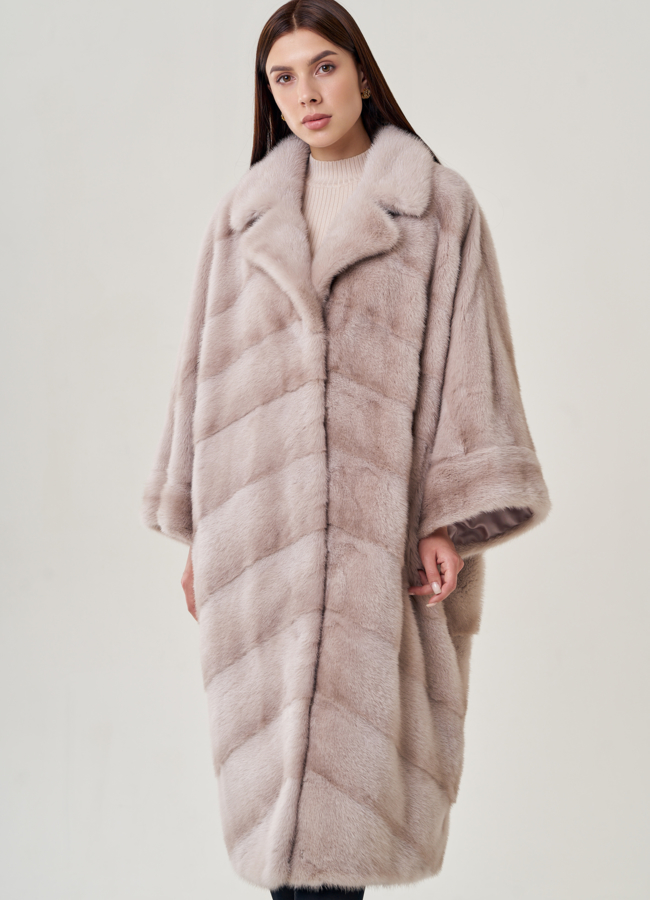 Светлая норковая шуба оверсайз с английским воротником модель № 23108 универмаг малина