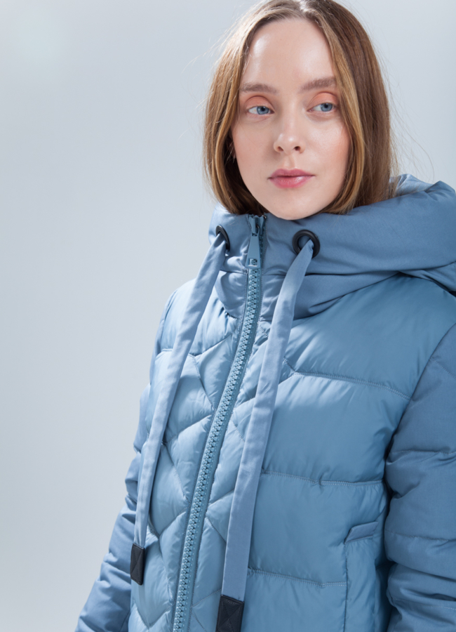 Пуховик женский модель № П-360 в кредит