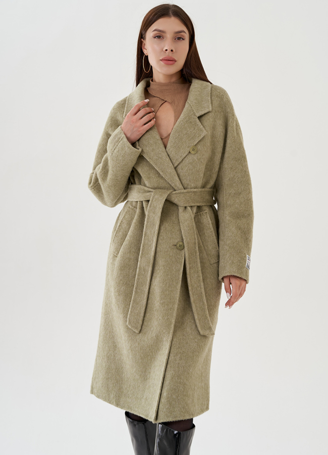 Женское пальто с английским воротником модель № 81424 меха малина