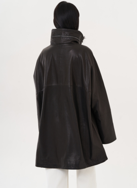 Кожаная удлиненная куртка черного цвета Кожаная удлиненная куртка черного цвета