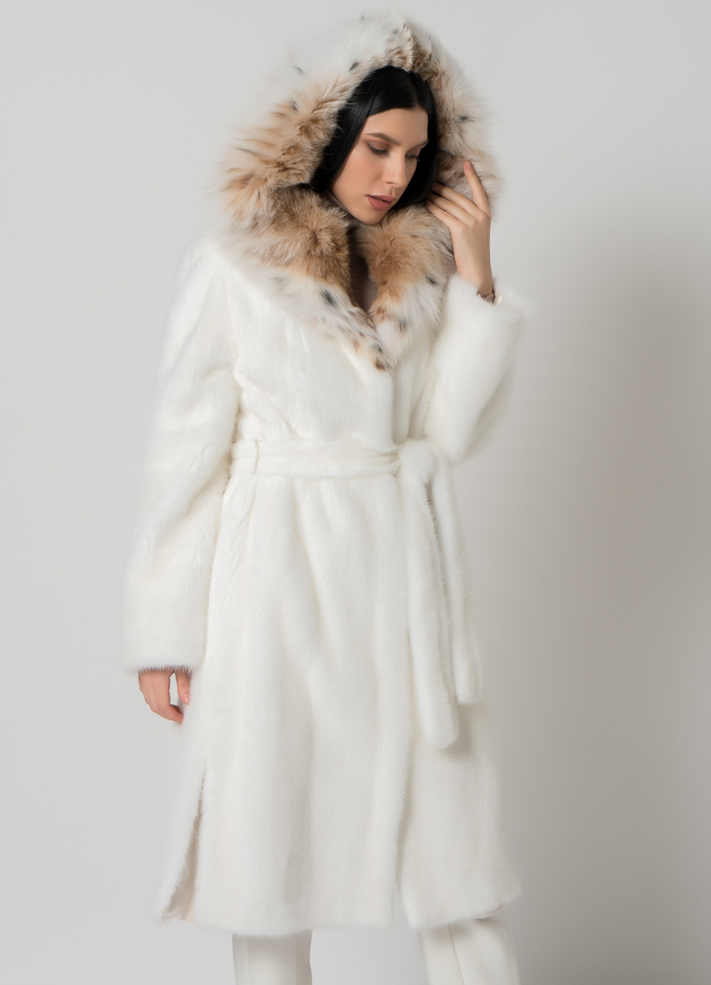 Белая норковая шуба с рысью модель № 1402 универмаг малина