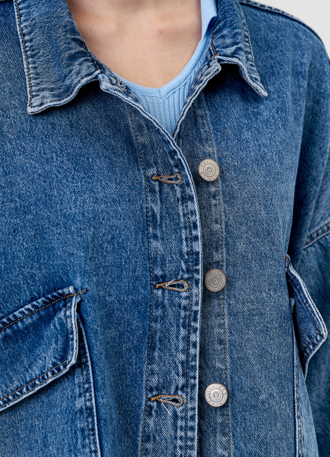 Джинсовая куртка синего цвета модель № 21245 в рассрочку