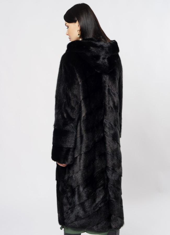 Шуба из норки с капюшоном черного цвета модель № 381 универмаг малина