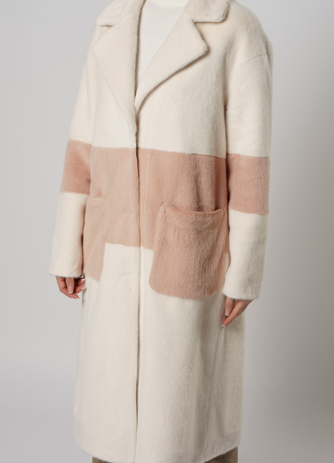 Женское пальто с английским воротником модель № 20737 в рассрочку