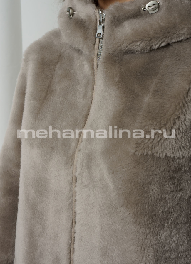 Пальто меховое на молнии с капюшоном модель № 88372 универмаг малина