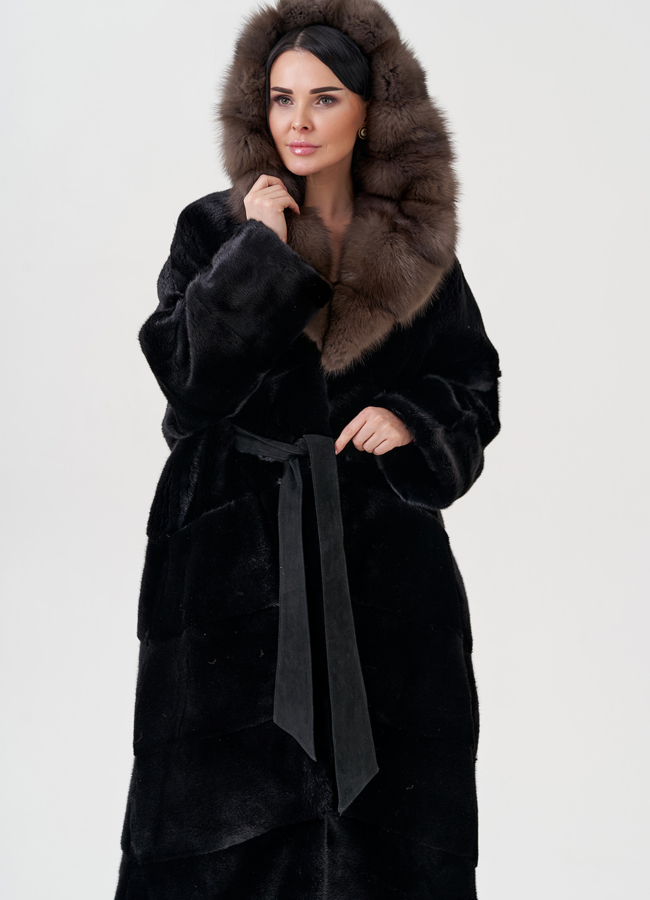 Норковая шуба с капюшоном из куницы  модель № 80059 универмаг малина