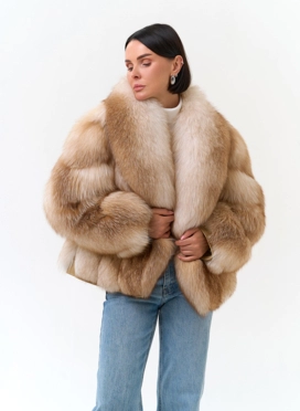 Шуба из меха лисы