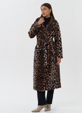 Пальто из эко меха с анималистичным принтом