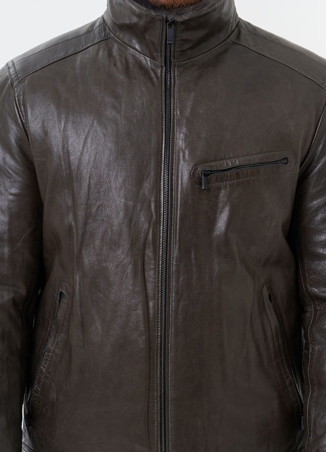 Пуховик из натуральной кожи с отделкой из овчины модель № 28948 универмаг малина