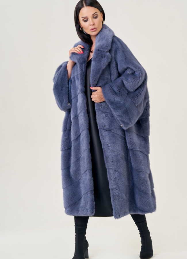 Норковая шуба оверсайз в голубом цвете  модель № 23109 в рассрочку