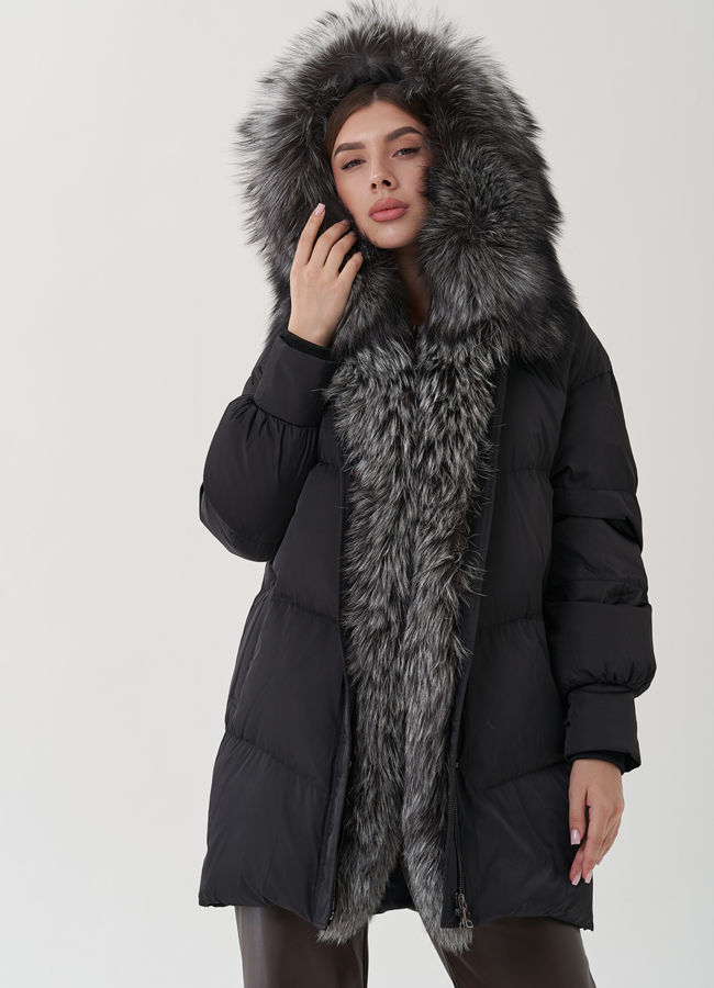 Женский пуховик с отделкой капюшона из чернобурки модель № 25367 универмаг малина