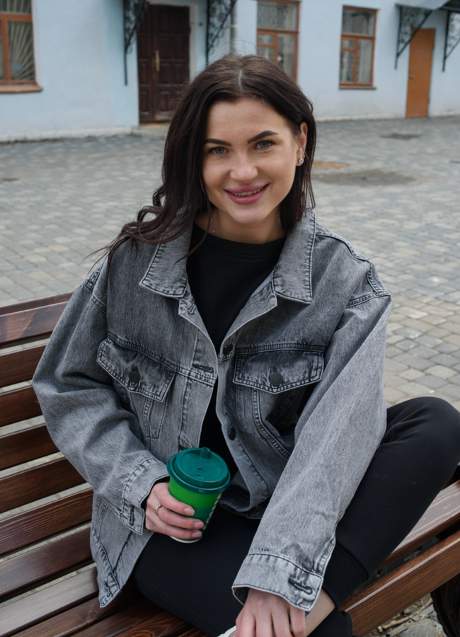 Куртка джинсовая серого цвета модель № 21181 в кредит