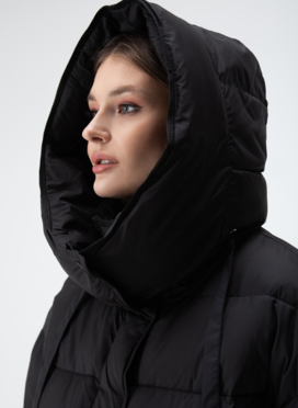 Женский пуховик с капюшоном 